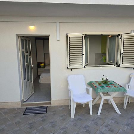 Apartman Nika - Marija Makarska Eksteriør bilde