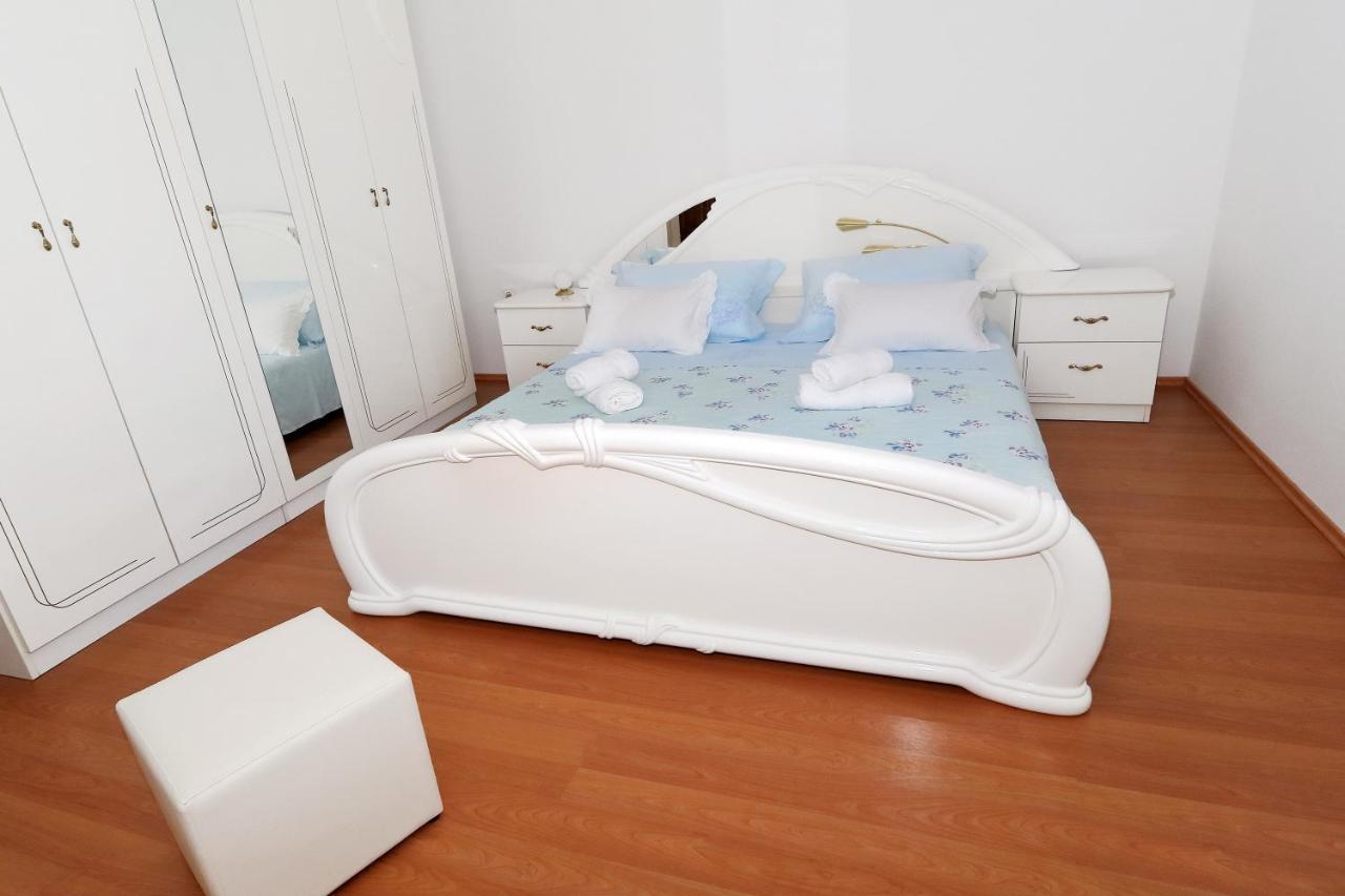 Apartman Nika - Marija Makarska Eksteriør bilde