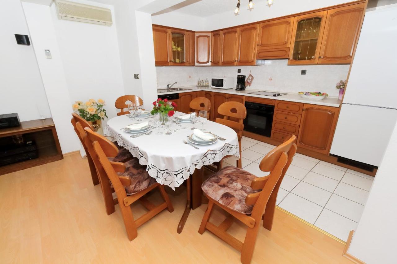Apartman Nika - Marija Makarska Eksteriør bilde